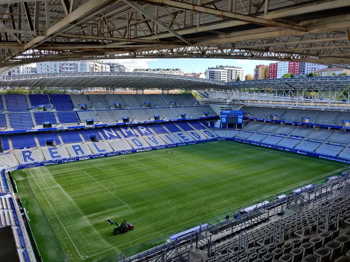 Sân vận động Estadio Carlos Tartiere - Ngôi nhà của Real Oviedo
