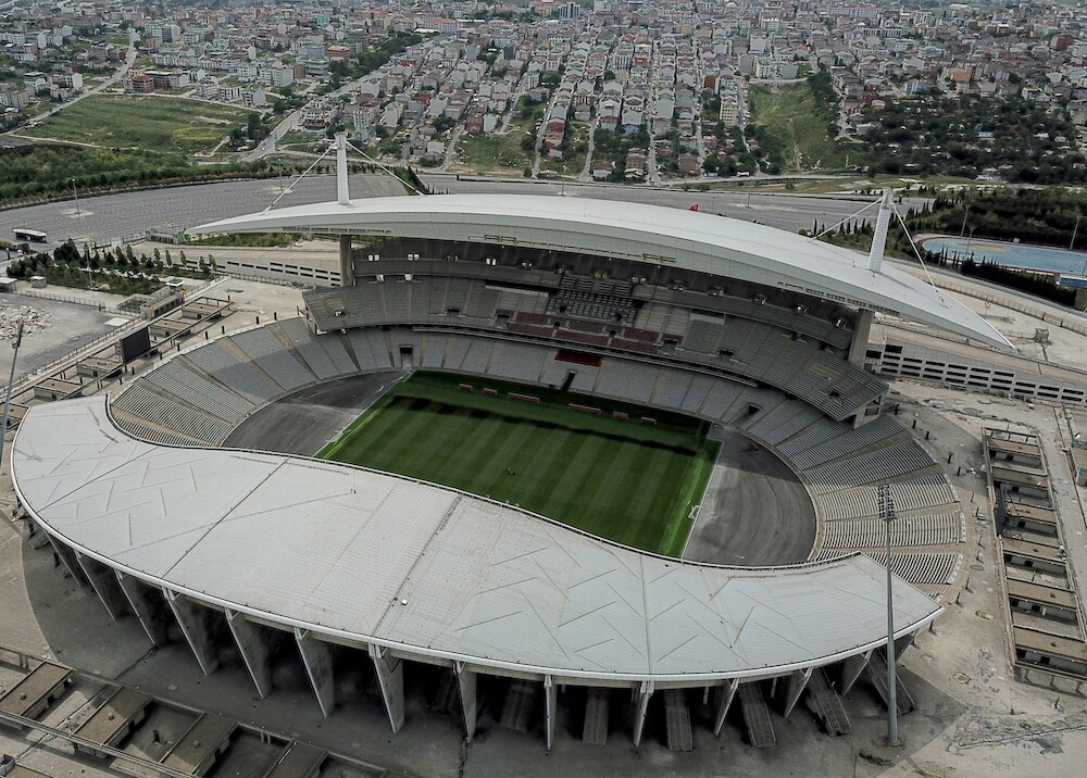 Sân vận động İzmir Atatürk Stadyumu