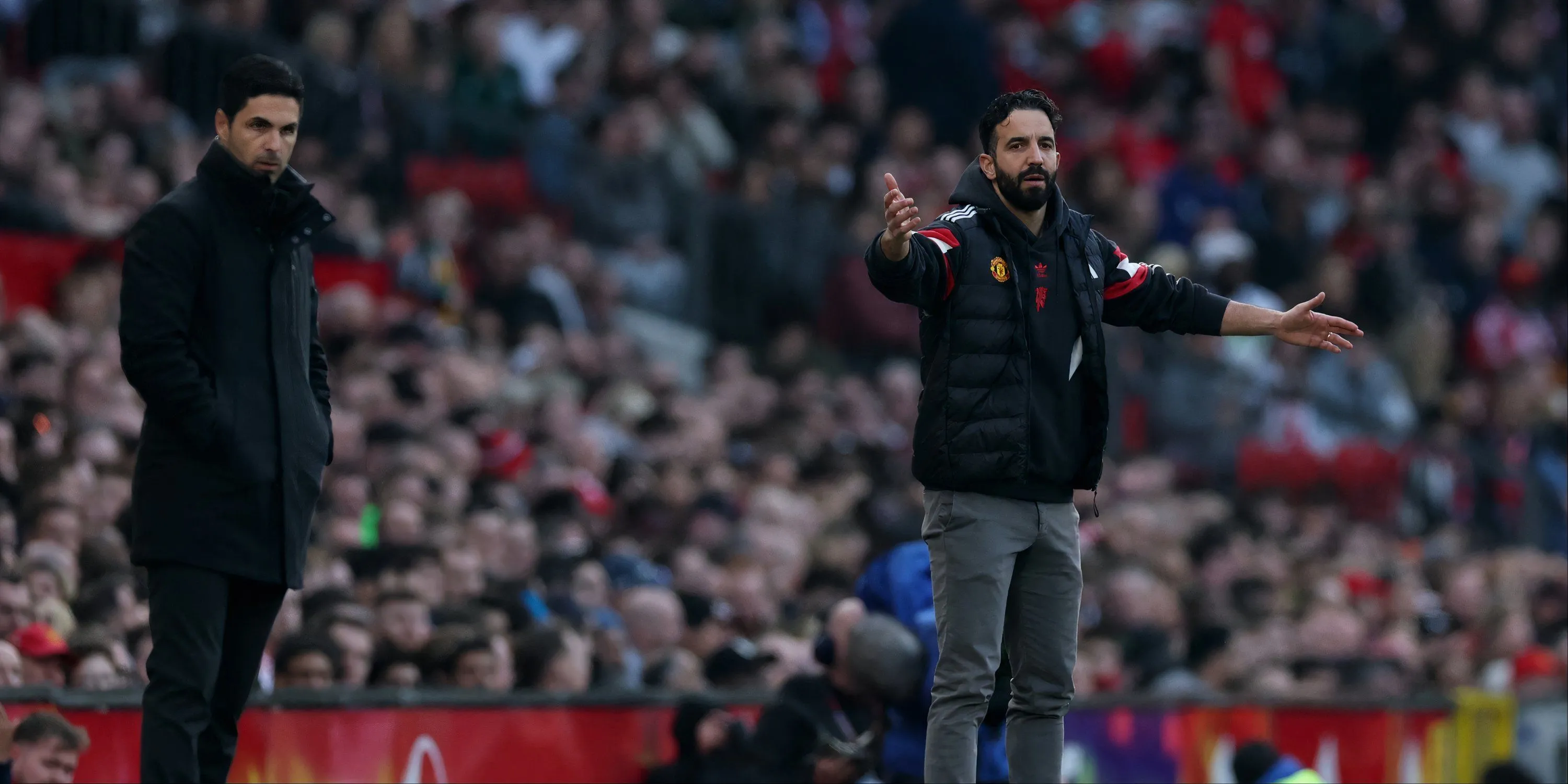 Huấn luyện viên Ruben Amorim và Mikel Arteta trao đổi chiến thuật
