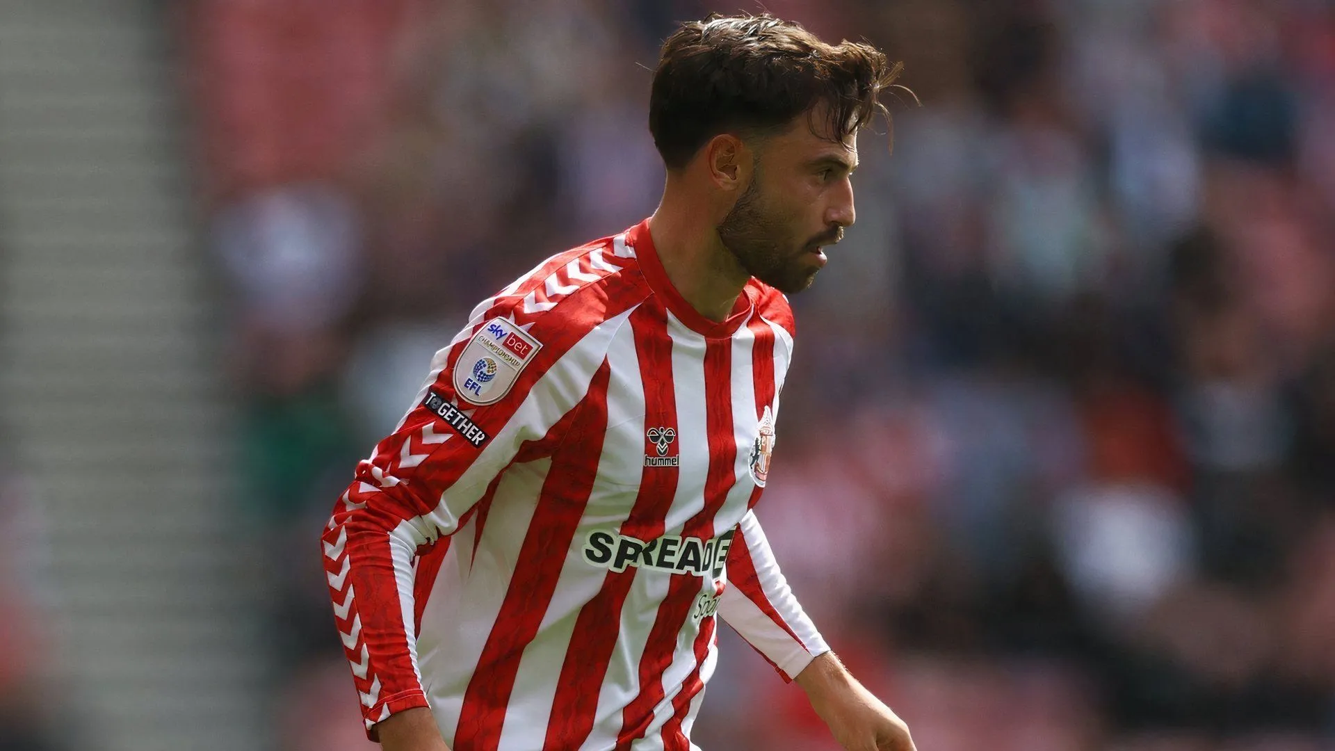 Cầu thủ chạy cánh Patrick Roberts của Sunderland AFC