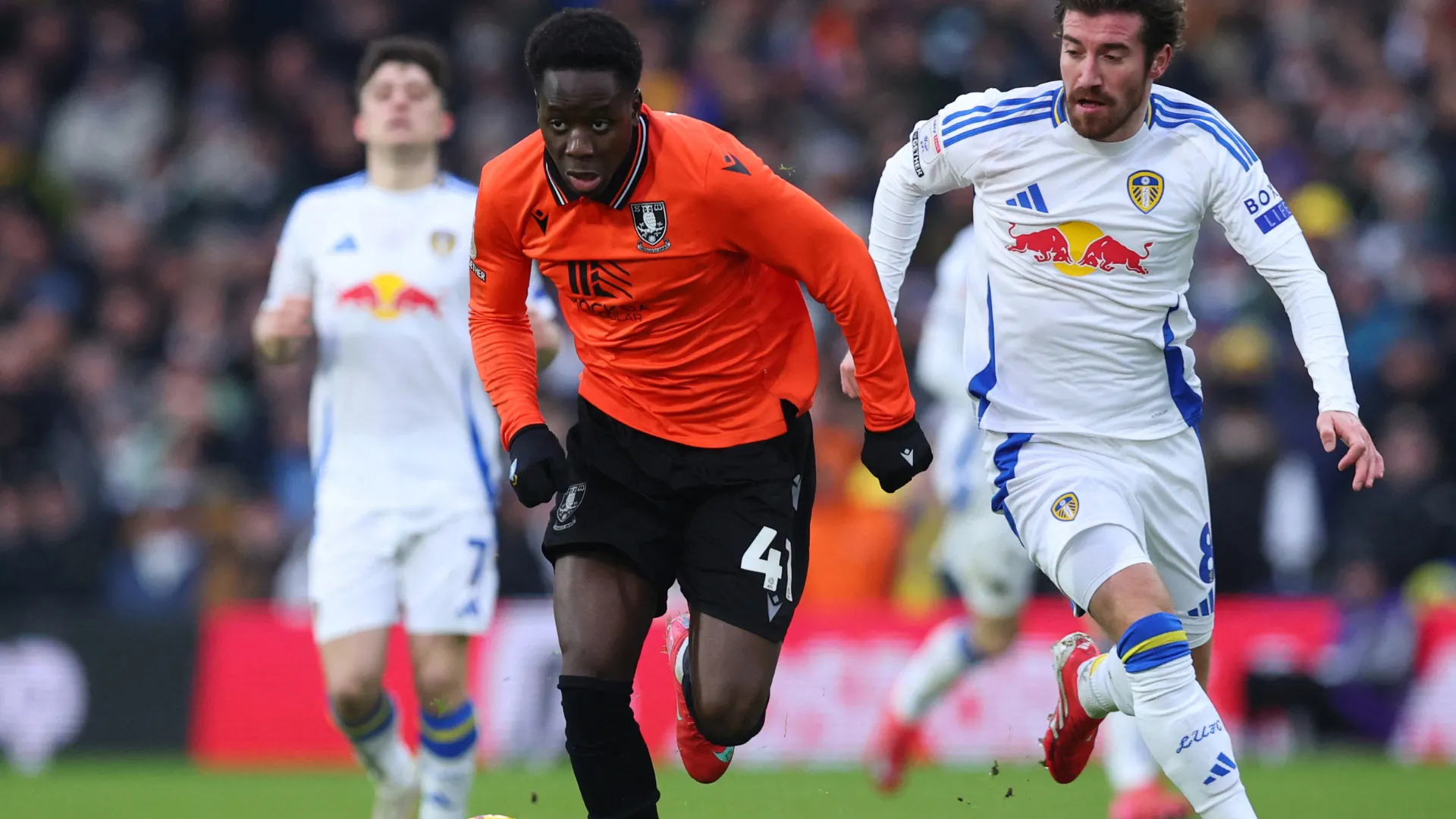 Djeidi Gassama, cầu thủ chạy cánh Sheffield Wednesday