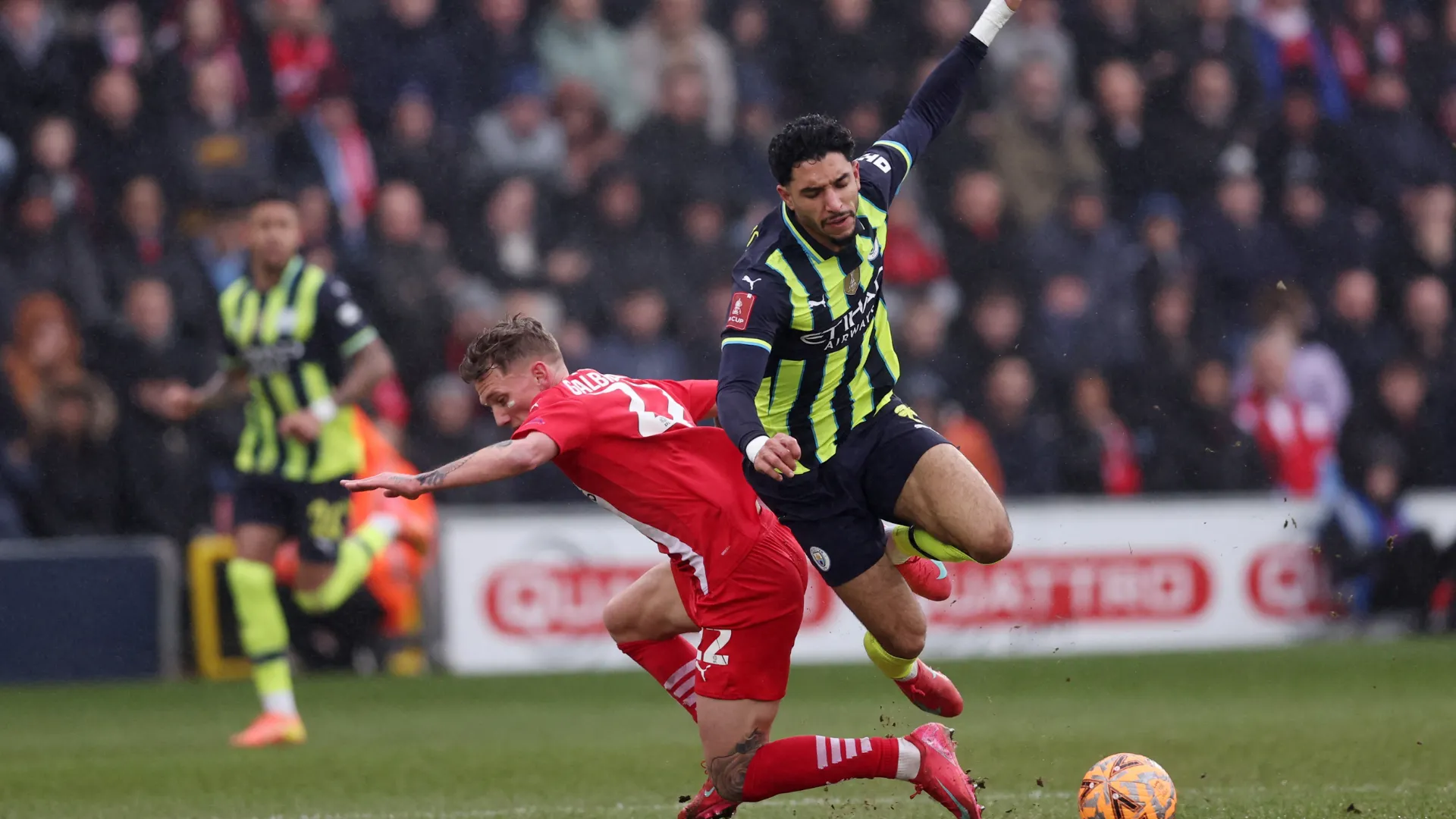 Ethan Galbraith trong màu áo Leyton Orient tại League One
