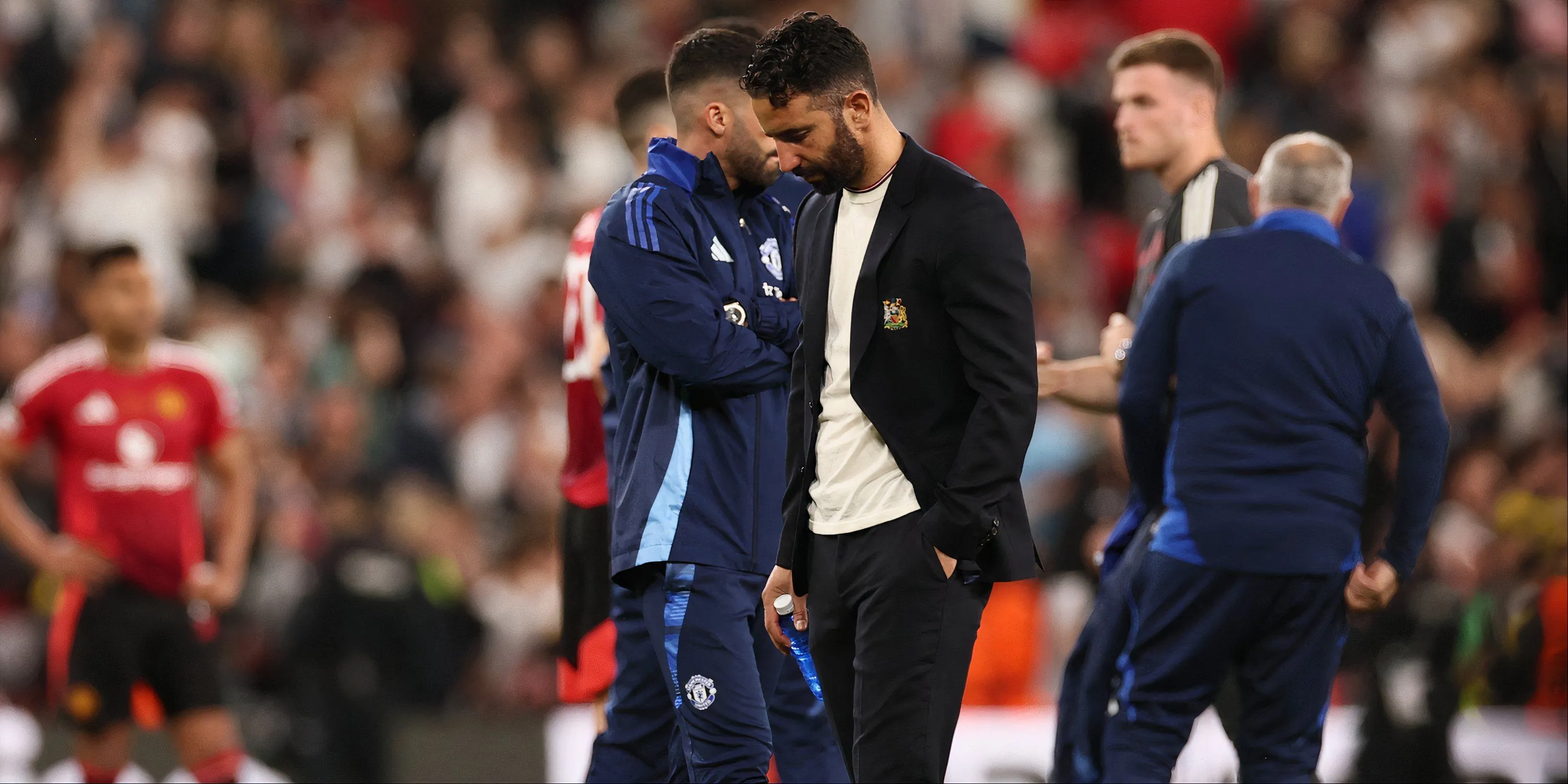 HLV Ruben Amorim của Manchester United sau trận thua chung kết Europa League