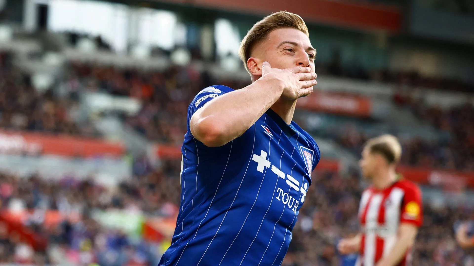 Liam Delap thi đấu cho Ipswich Town tại Premier League 2024