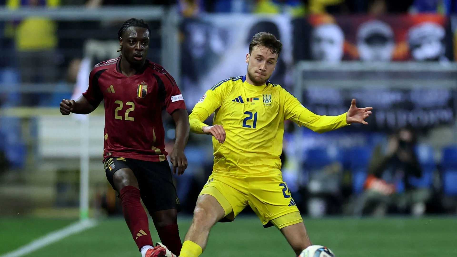 Tiền đạo Vladyslav Vanat của Dynamo Kyiv, mục tiêu chuyển nhượng của Leeds và Fulham