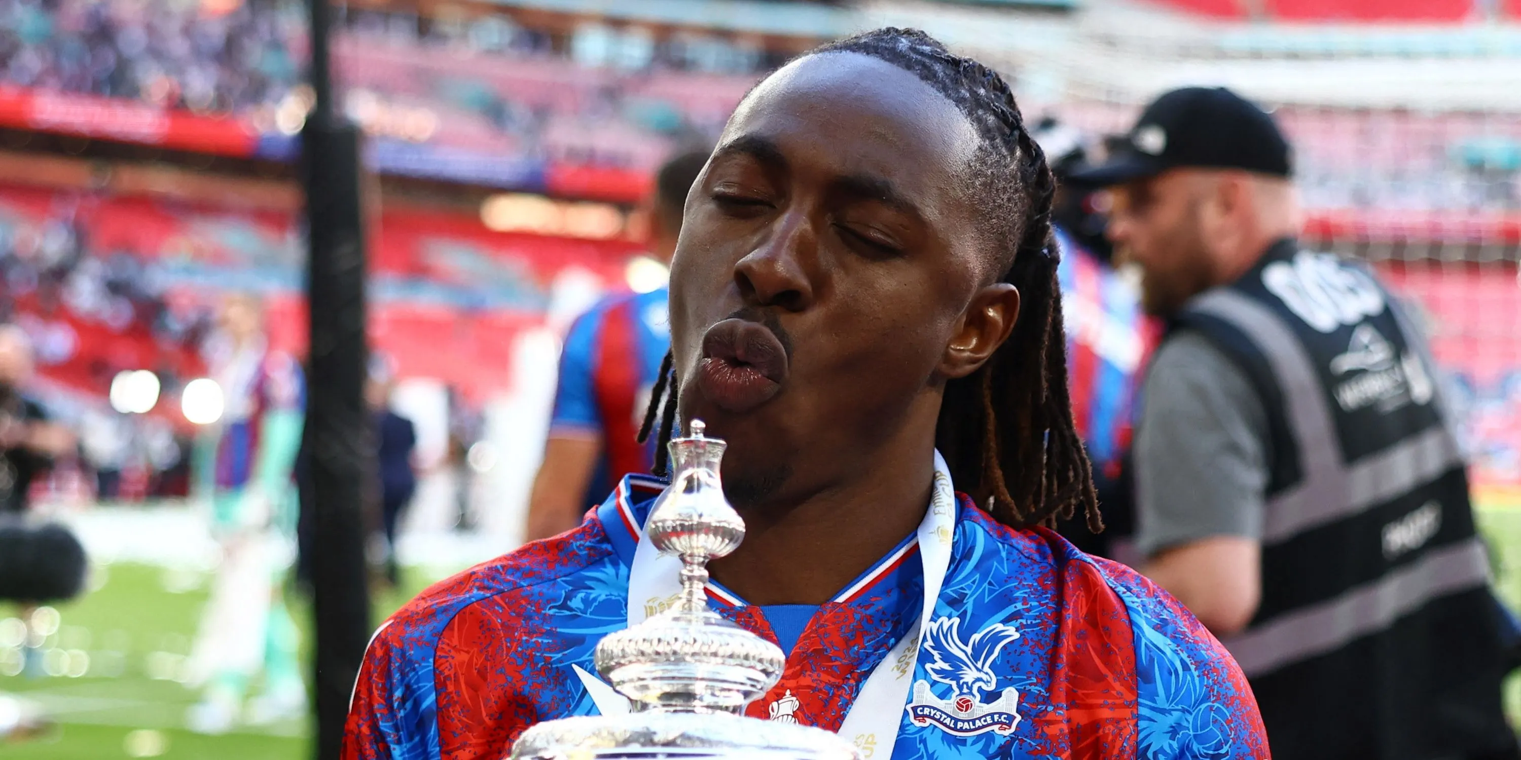 Tiền vệ Eberechi Eze ăn mừng cùng Crystal Palace, cầu thủ được Arsenal quan tâm