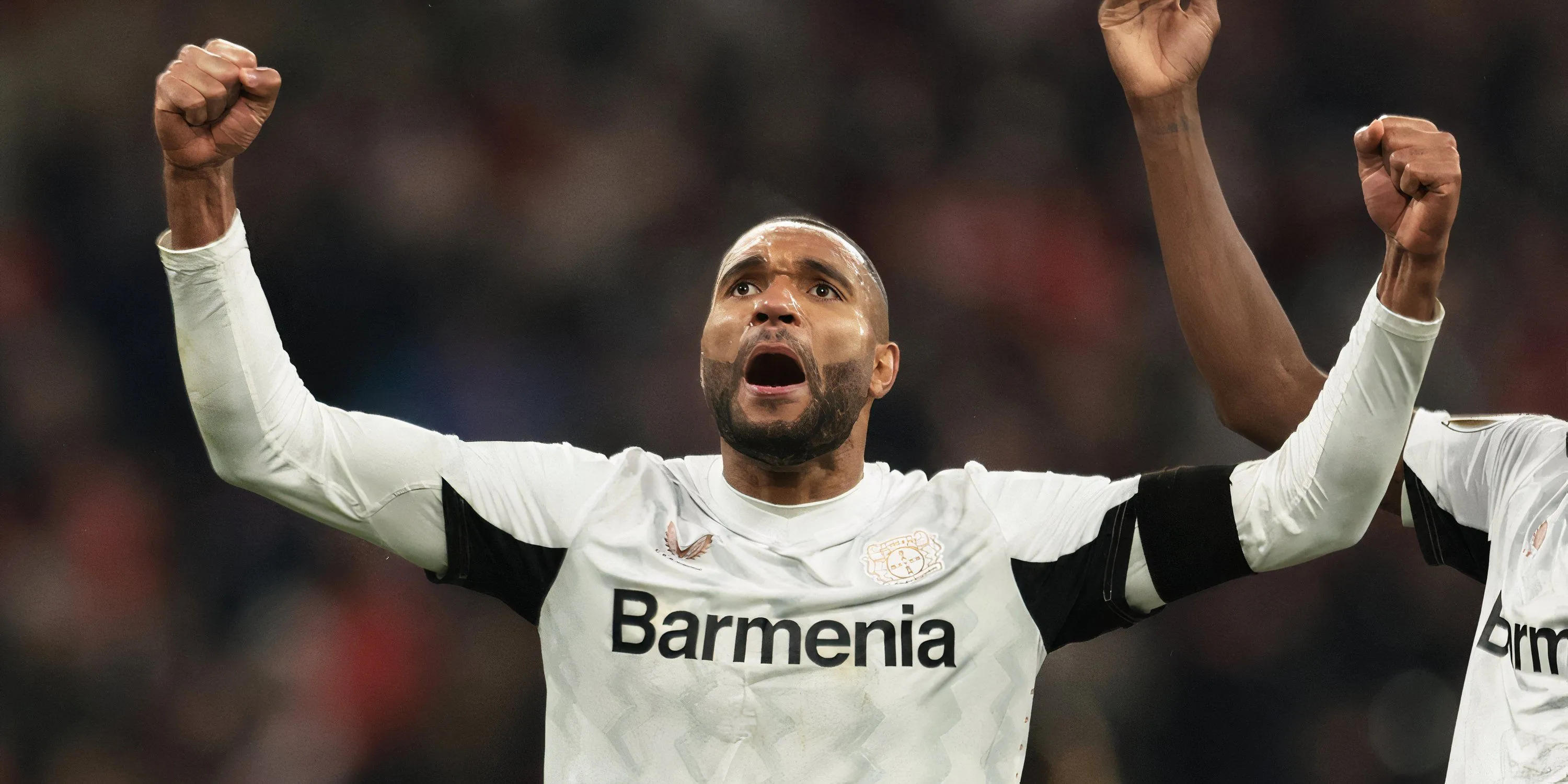 Trung vệ Jonathan Tah của Bayer Leverkusen, một mục tiêu chuyển nhượng tiềm năng của Man Utd