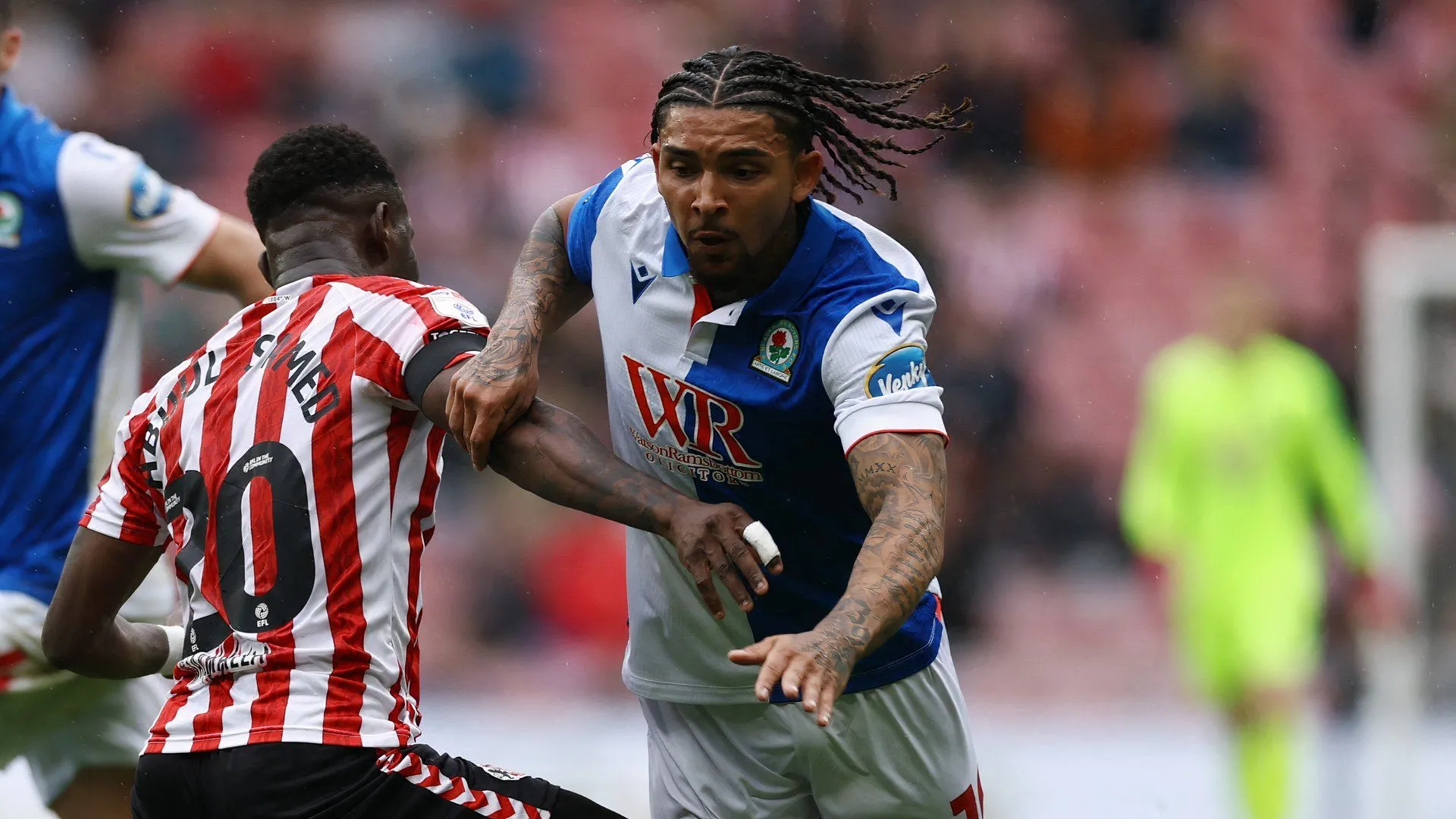 Tyrhys Dolan tiền đạo của Blackburn Rovers nhiều kinh nghiệm tại Championship