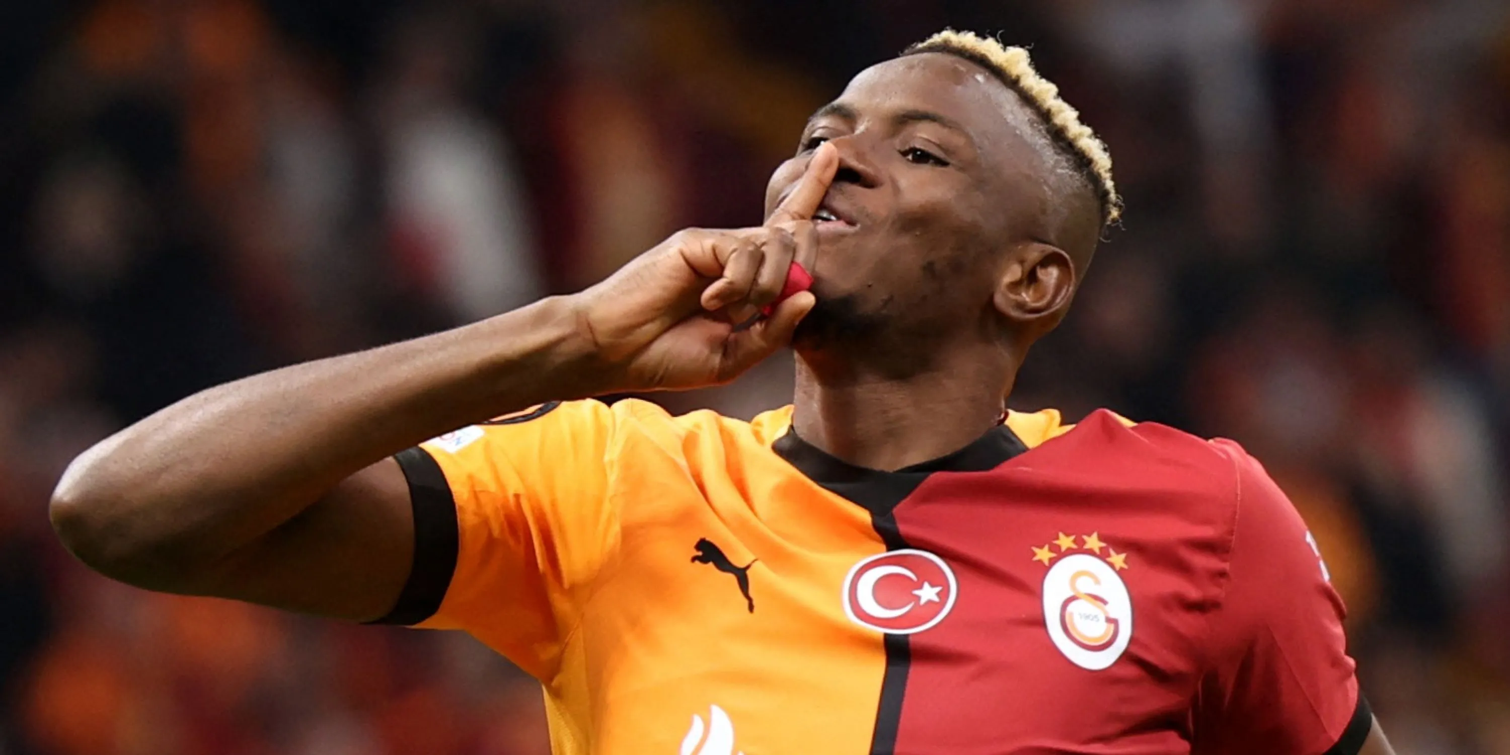 Victor Osimhen trong màu áo Galatasaray thi đấu tại giải VĐQG Thổ Nhĩ Kỳ