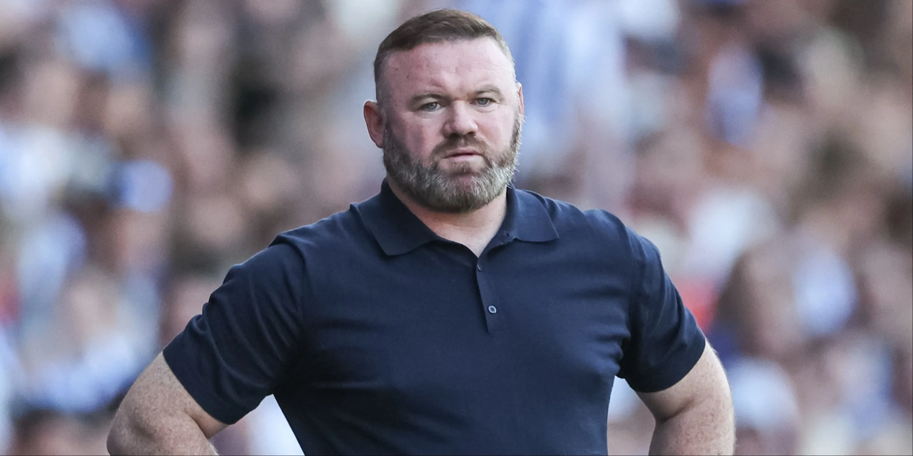 Wayne Rooney trong vai trò HLV trưởng Plymouth Argyle