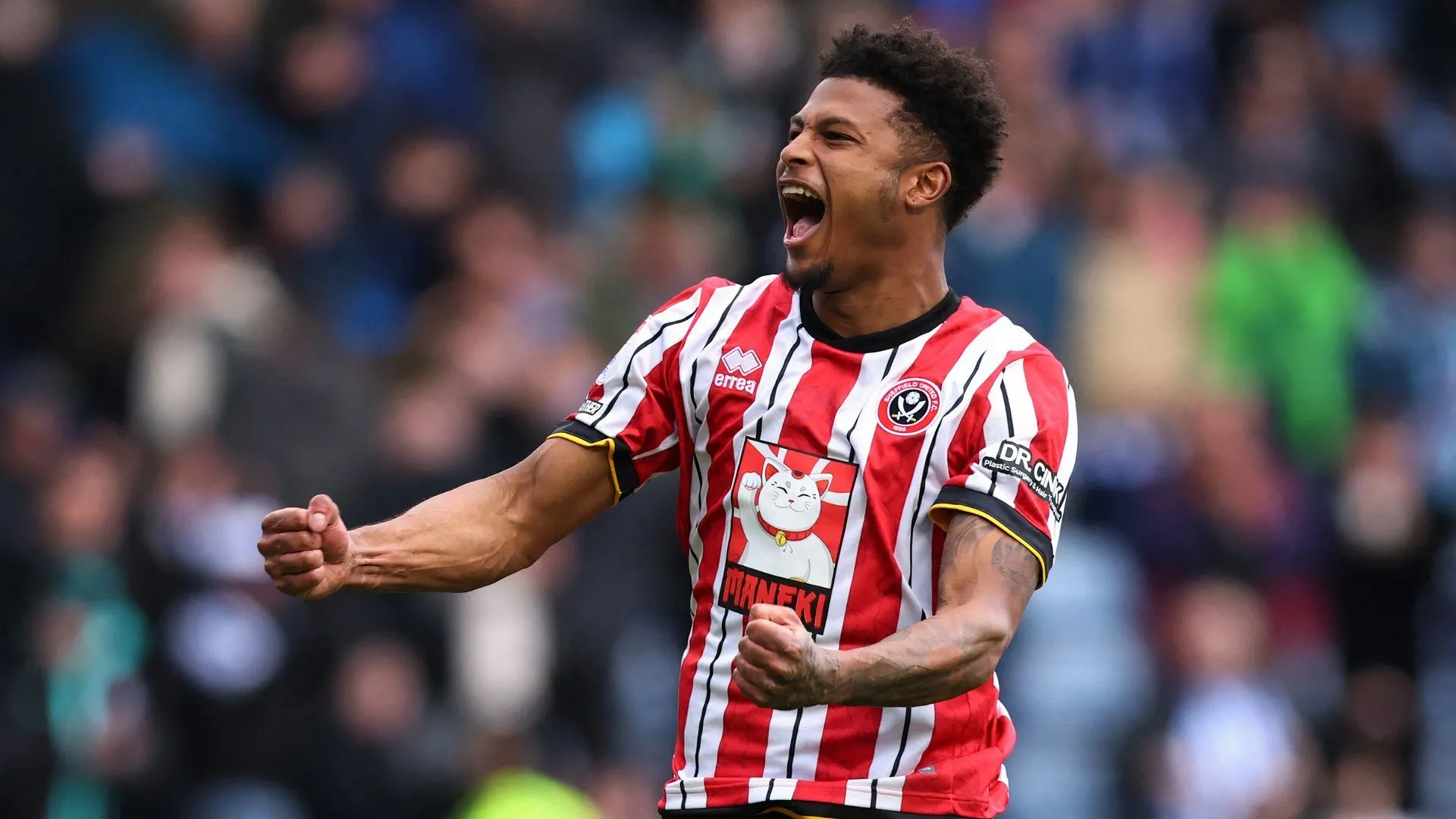 Rhian Brewster trong trận đấu giữa Sheffield United và Sheffield Wednesday