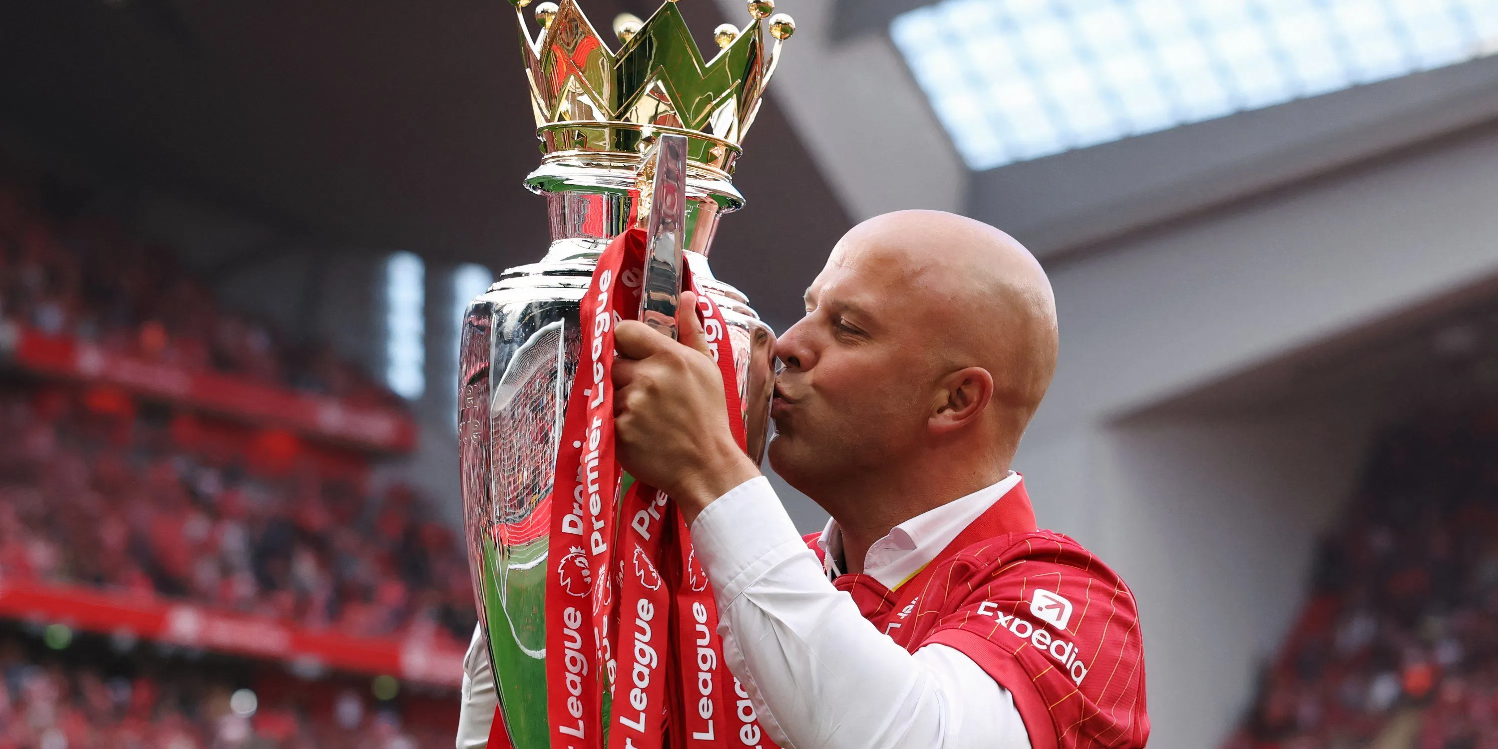 HLV Arne Slot, người muốn chiêu mộ Kokcu về Liverpool
