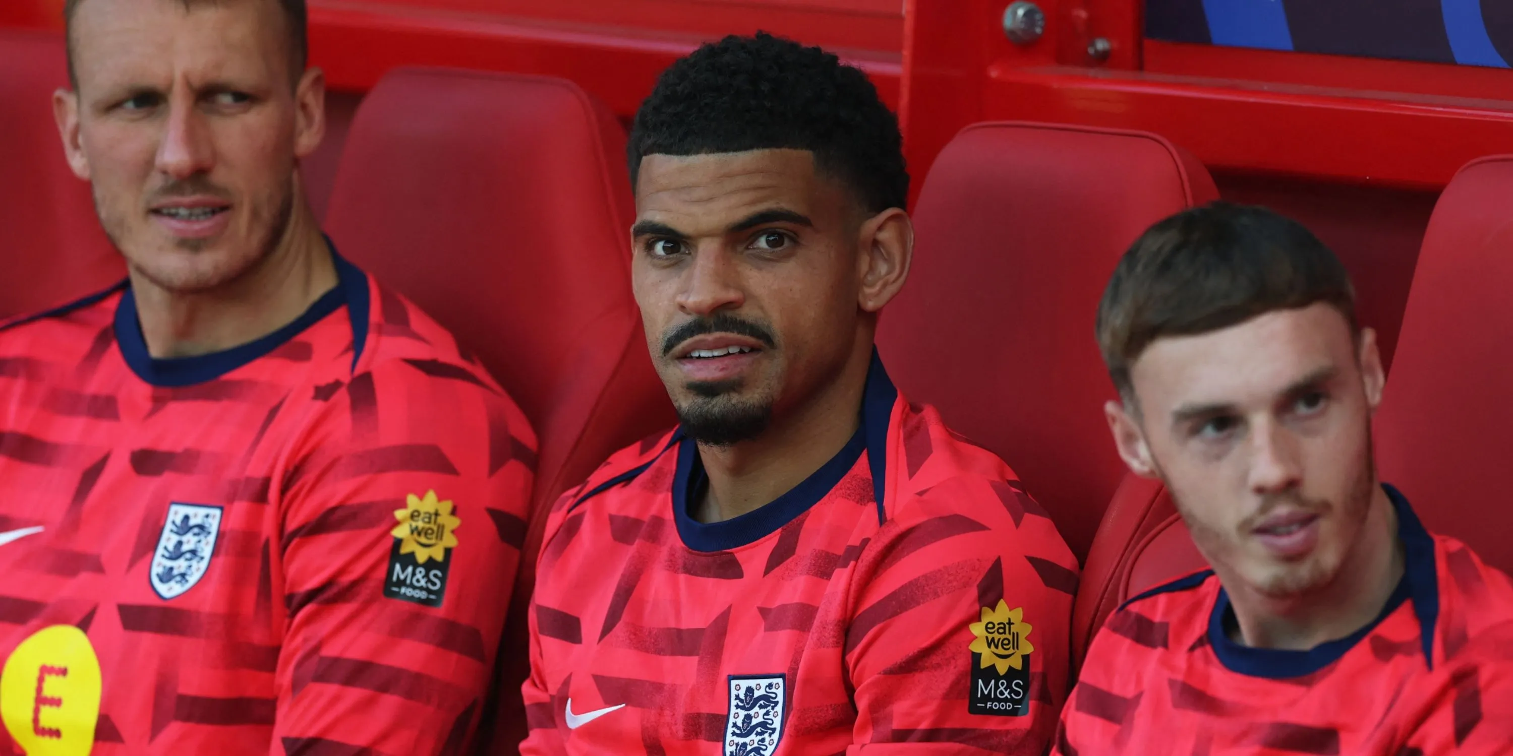 Morgan Gibbs-White, tiền vệ tài năng của Nottingham Forest, trong màu áo đội tuyển Anh.