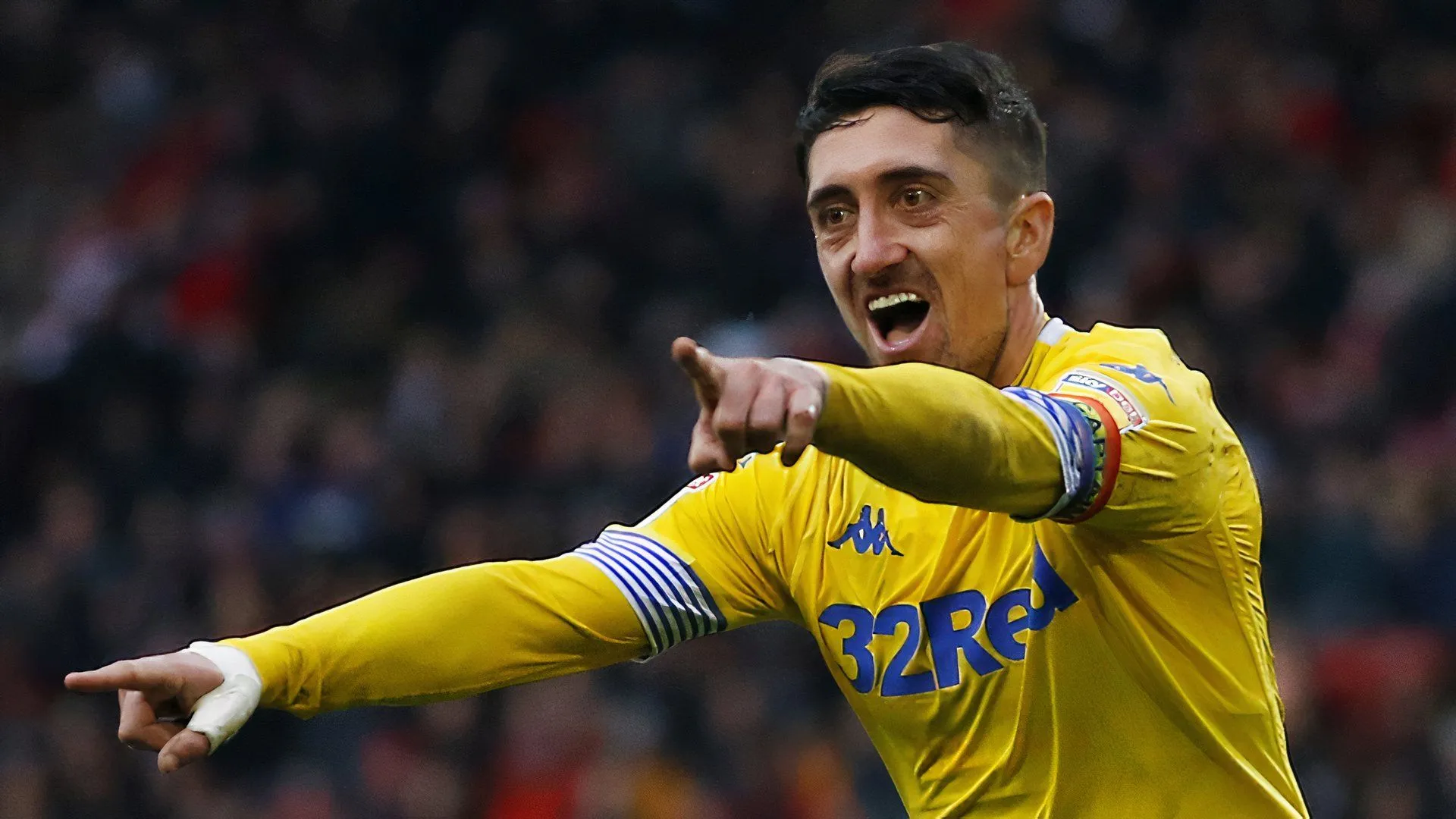 Pablo Hernandez, 'El Mago' của Leeds United, biểu tượng của sự khéo léo và sáng tạo.