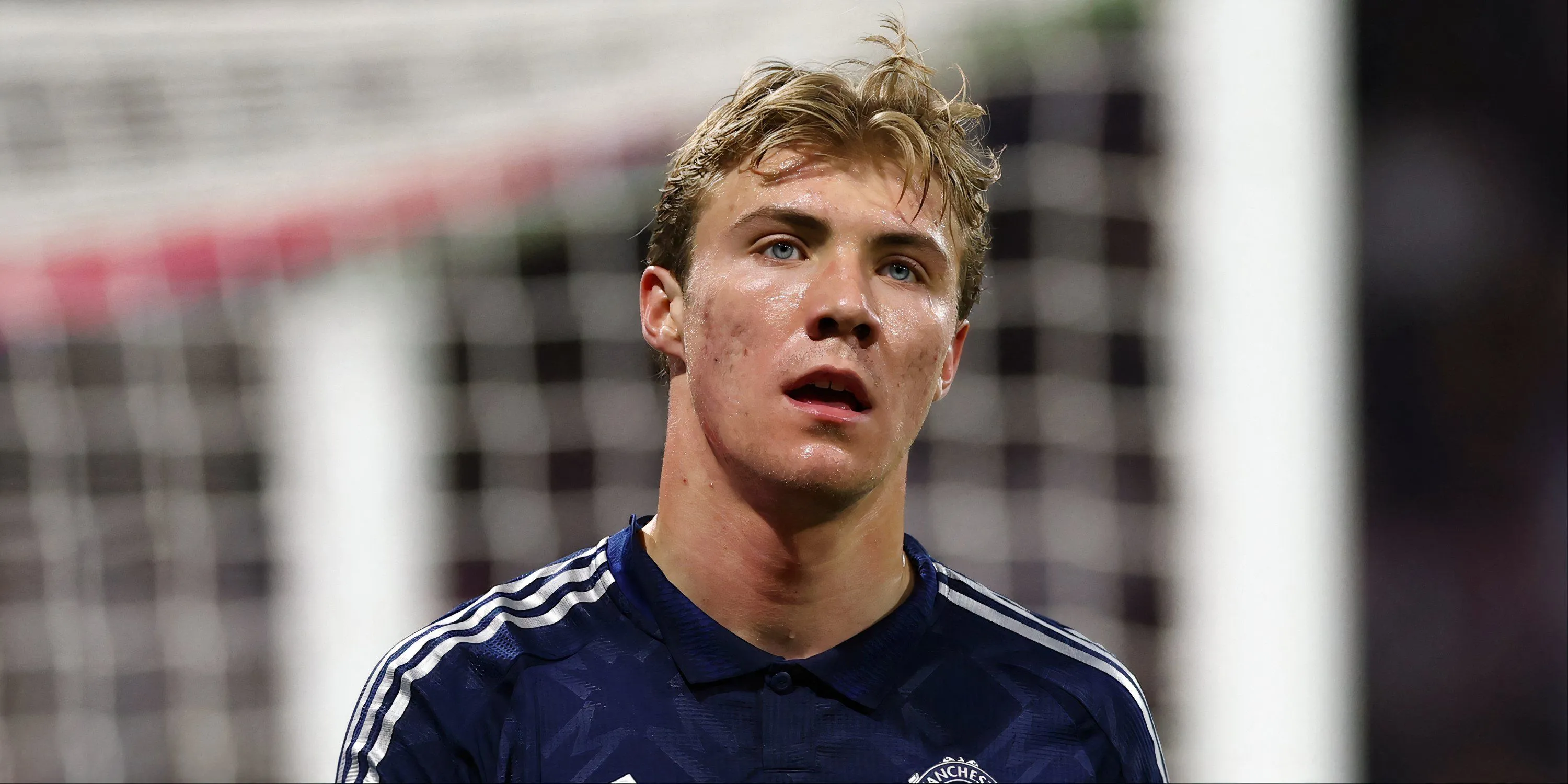 Rasmus Hojlund trong trận đấu của Manchester United, thể hiện phong độ chưa ổn định