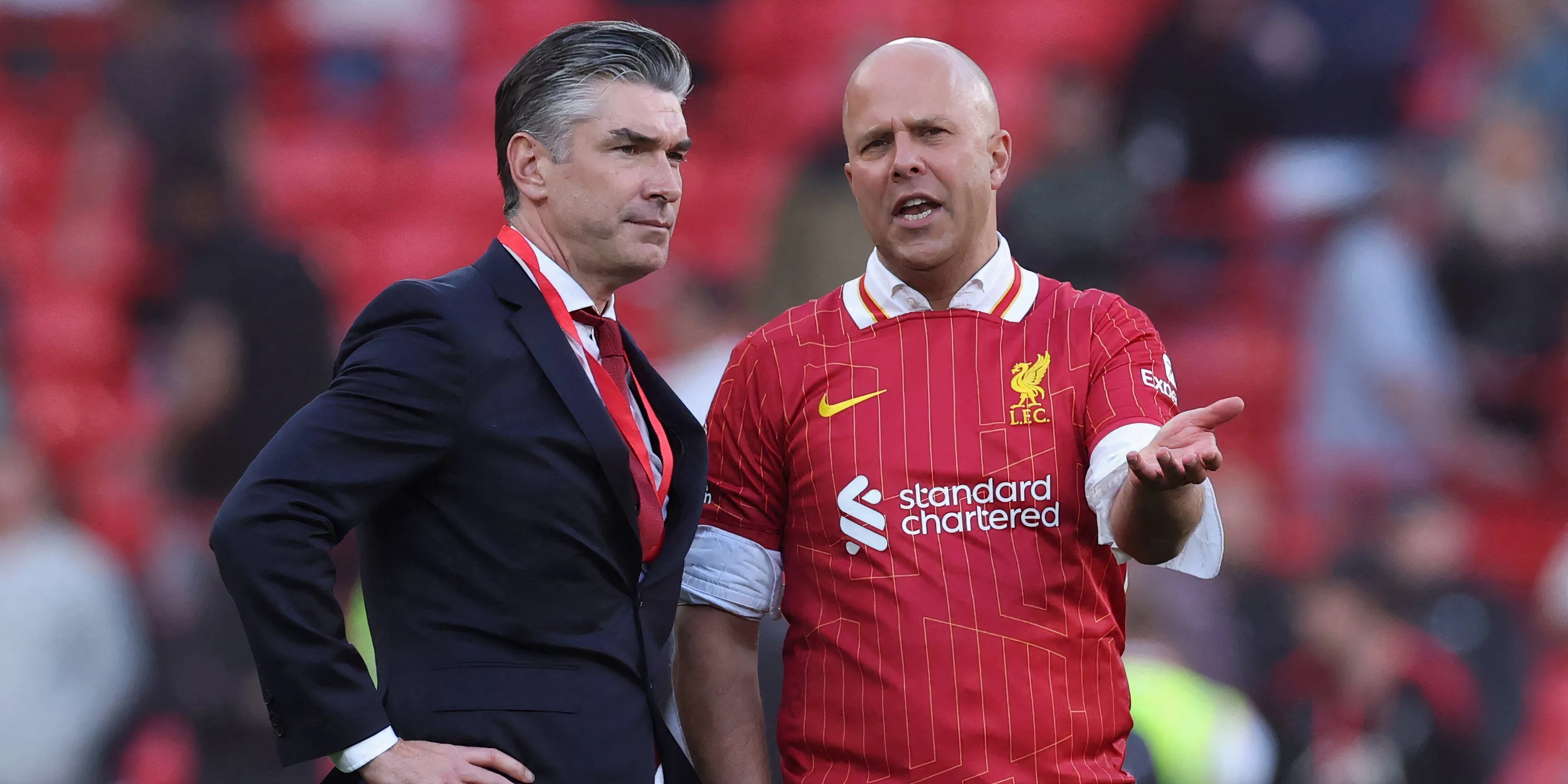 Richard Hughes và Arne Slot thảo luận về chiến lược chuyển nhượng Liverpool
