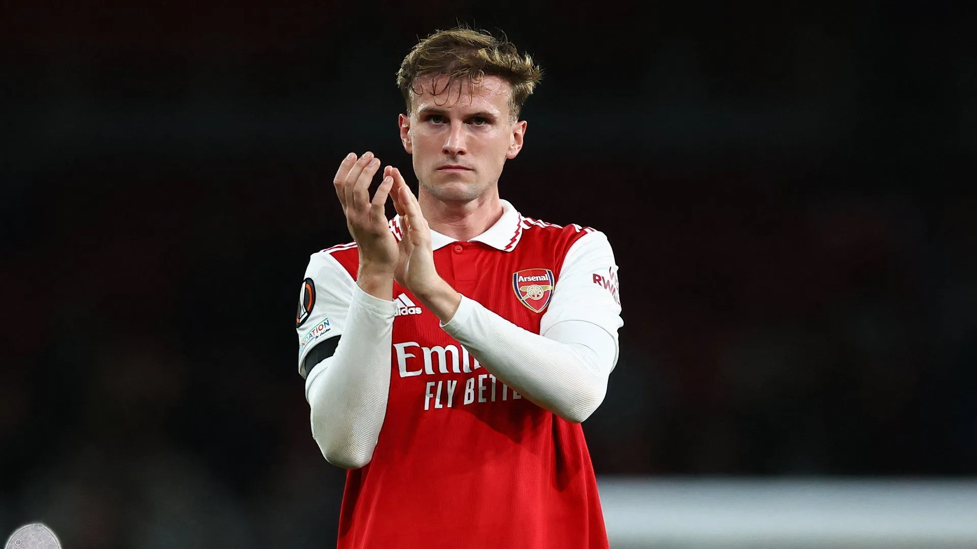Rob Holding thi đấu cho Arsenal, kinh nghiệm Premier League quý giá của trung vệ này