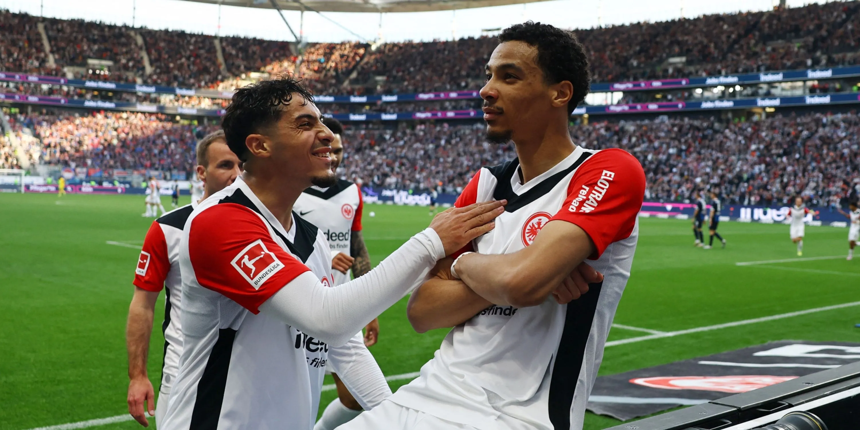 Tiền đạo Hugo Ekitiké trong màu áo Eintracht Frankfurt (mục tiêu trị giá 85 triệu bảng của Chelsea)