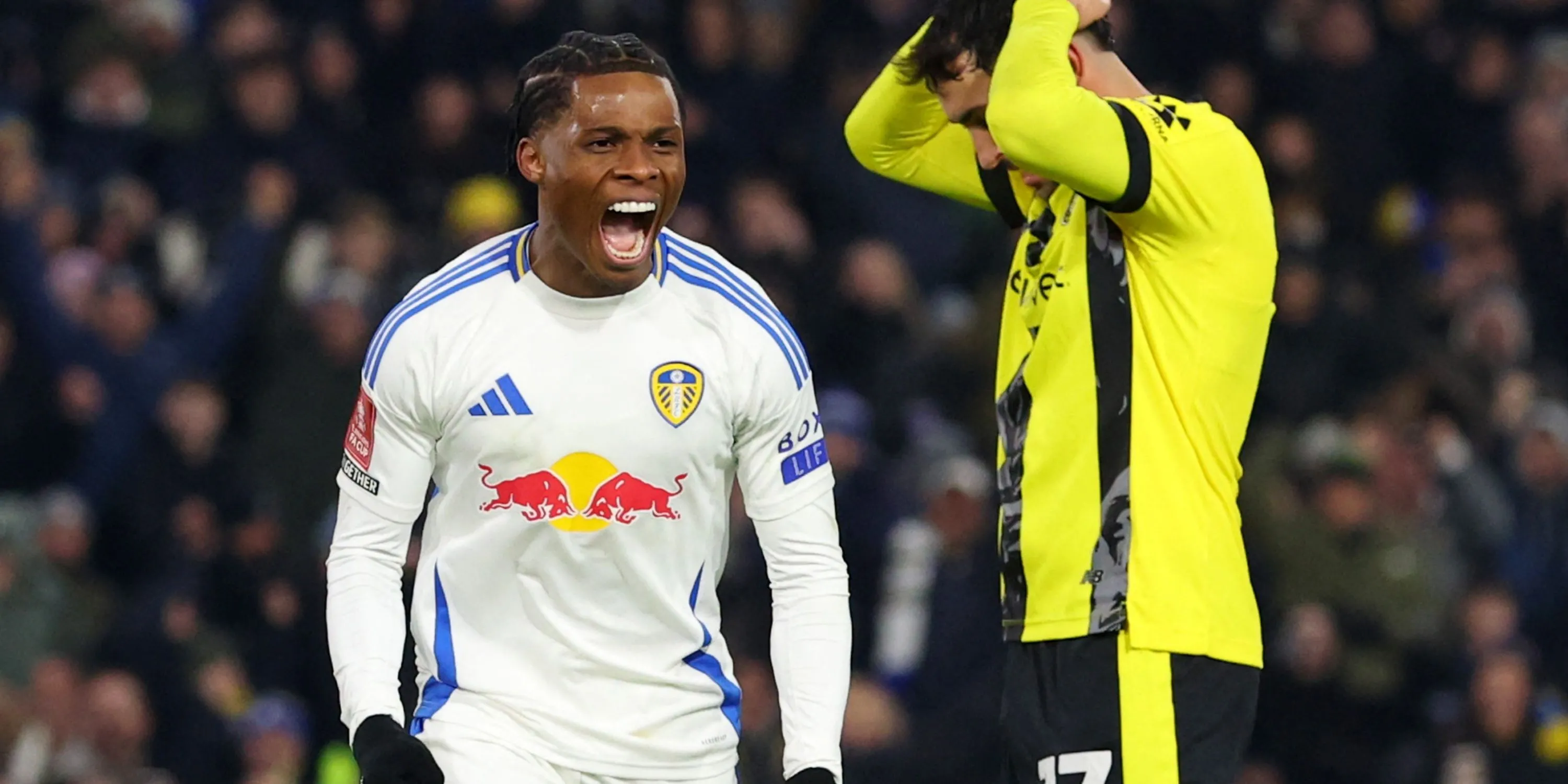 Tiền đạo Largie Ramazani của Almeria được liên hệ với Leeds