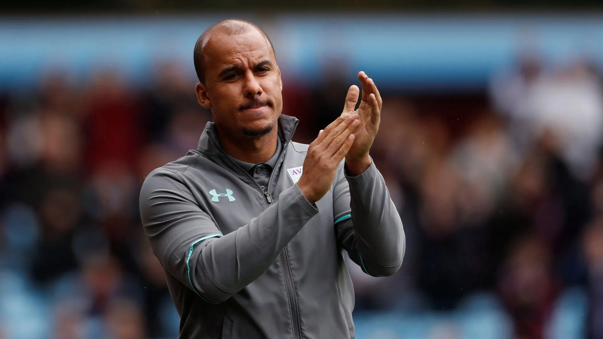 Gabby Agbonlahor trong màu áo Aston Villa thi đấu tại Premier League
