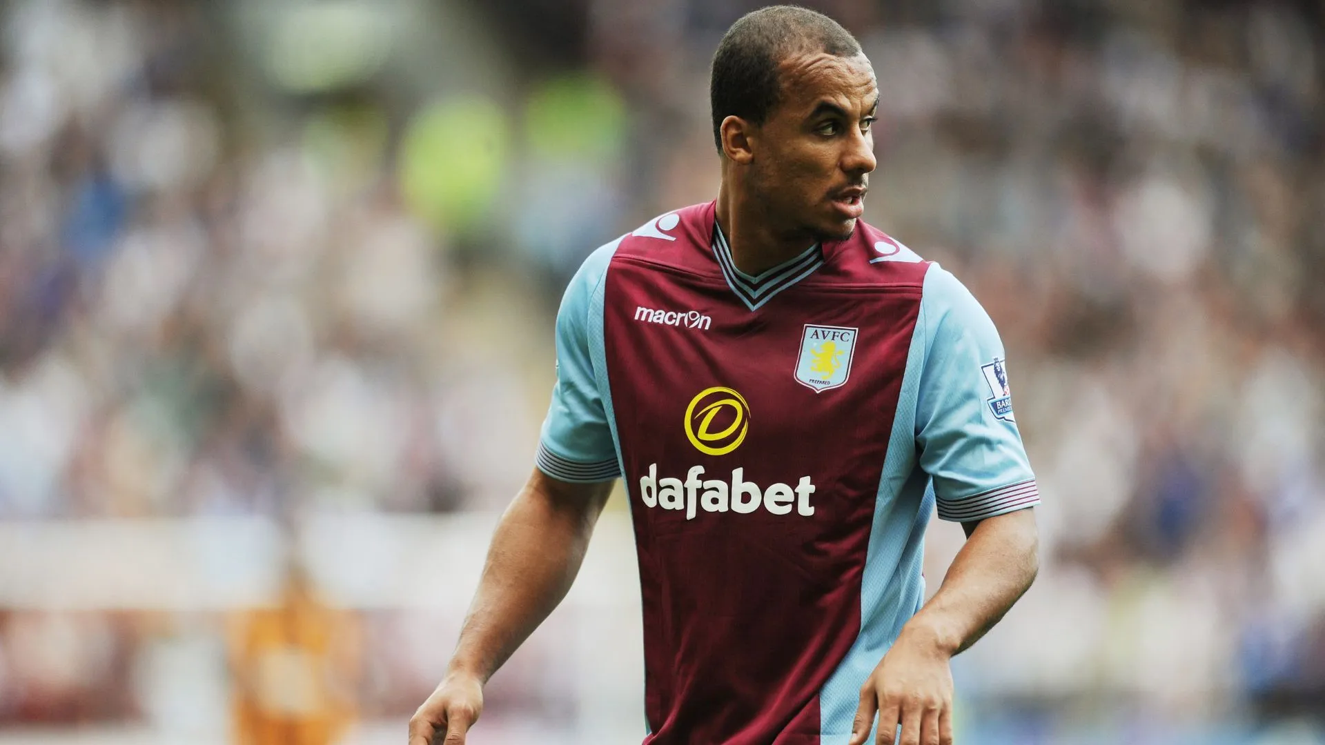 Gabriel Agbonlahor, cựu tiền đạo Aston Villa, trong vai trò chuyên gia bóng đá