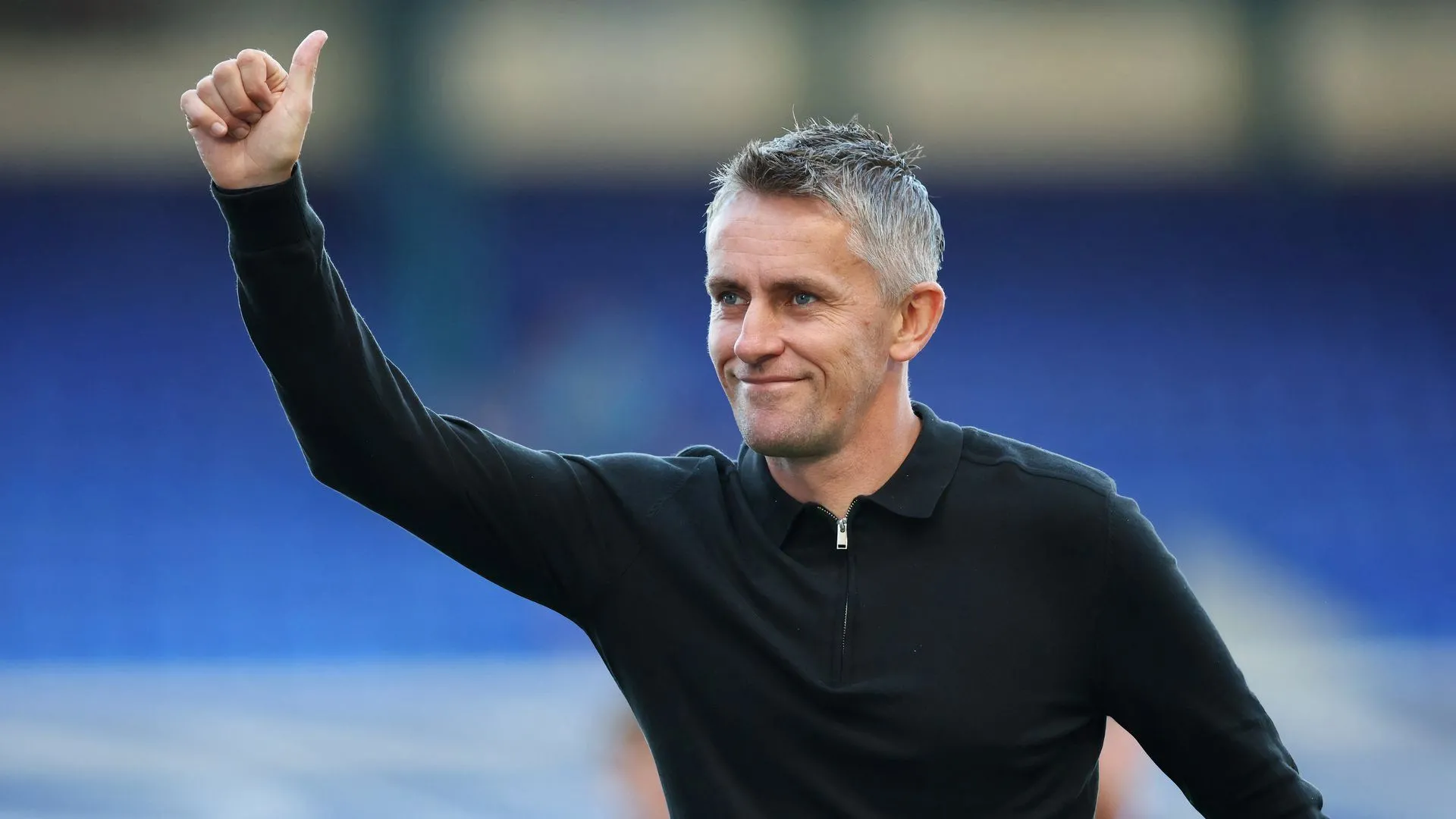 HLV Kieran McKenna của Ipswich Town đang miệt mài trên thị trường chuyển nhượng để kiến tạo đội hình vững chắc, với những mục tiêu chất lượng nhằm củng cố hàng tiền vệ và hiện thực hóa tham vọng tại Championship.