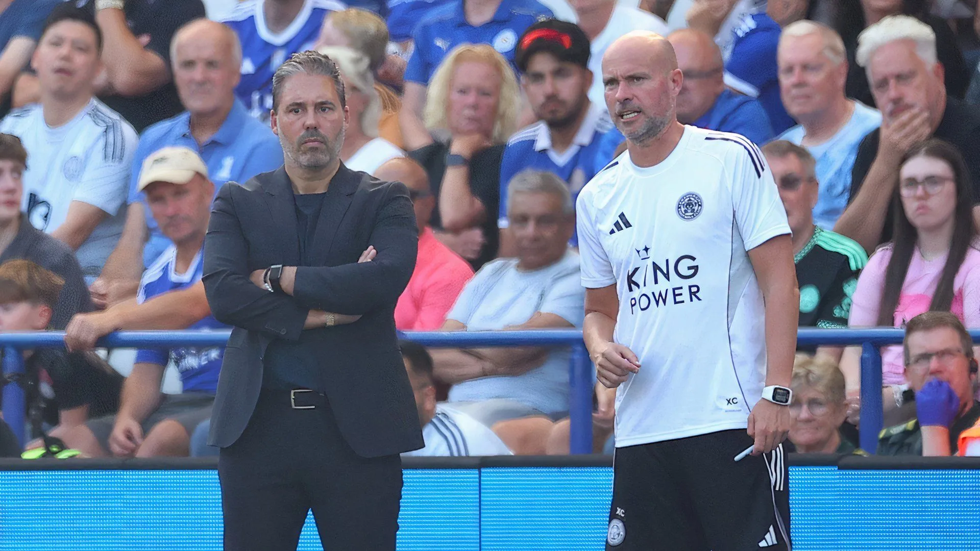 HLV Marti Cifuentes của Leicester City đầy suy tư nhưng vẫn giữ vững niềm tin vào sự chuyên nghiệp của các học trò.