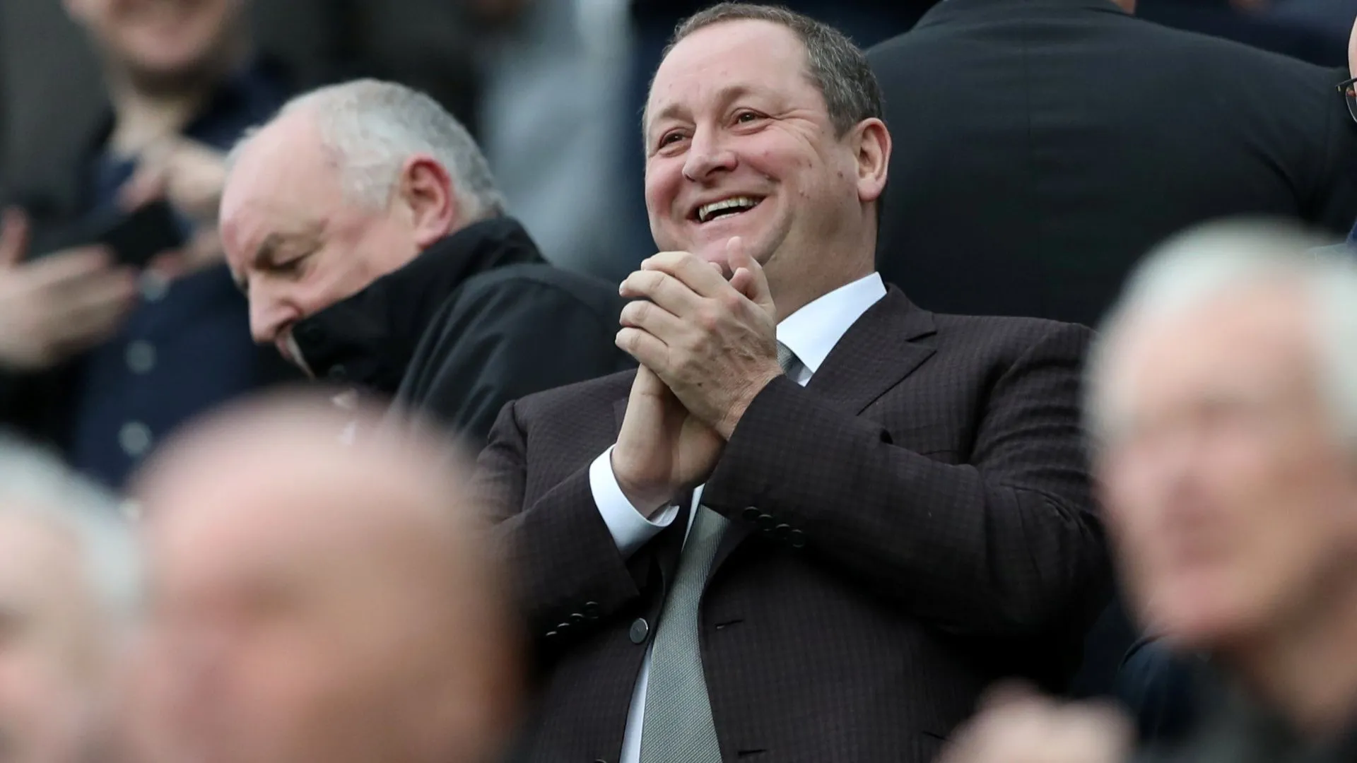 Mike Ashley, người được cho là mục tiêu trong chiến lược của Doug King