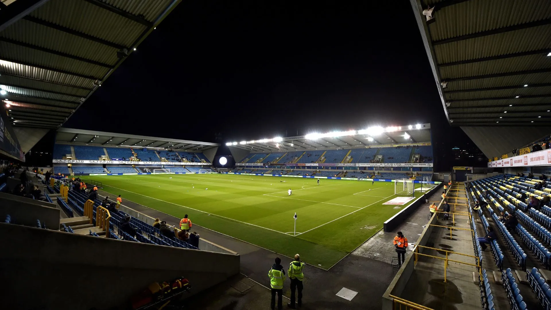 Sân The Den của Millwall, một thử thách thực sự cho mọi đội khách