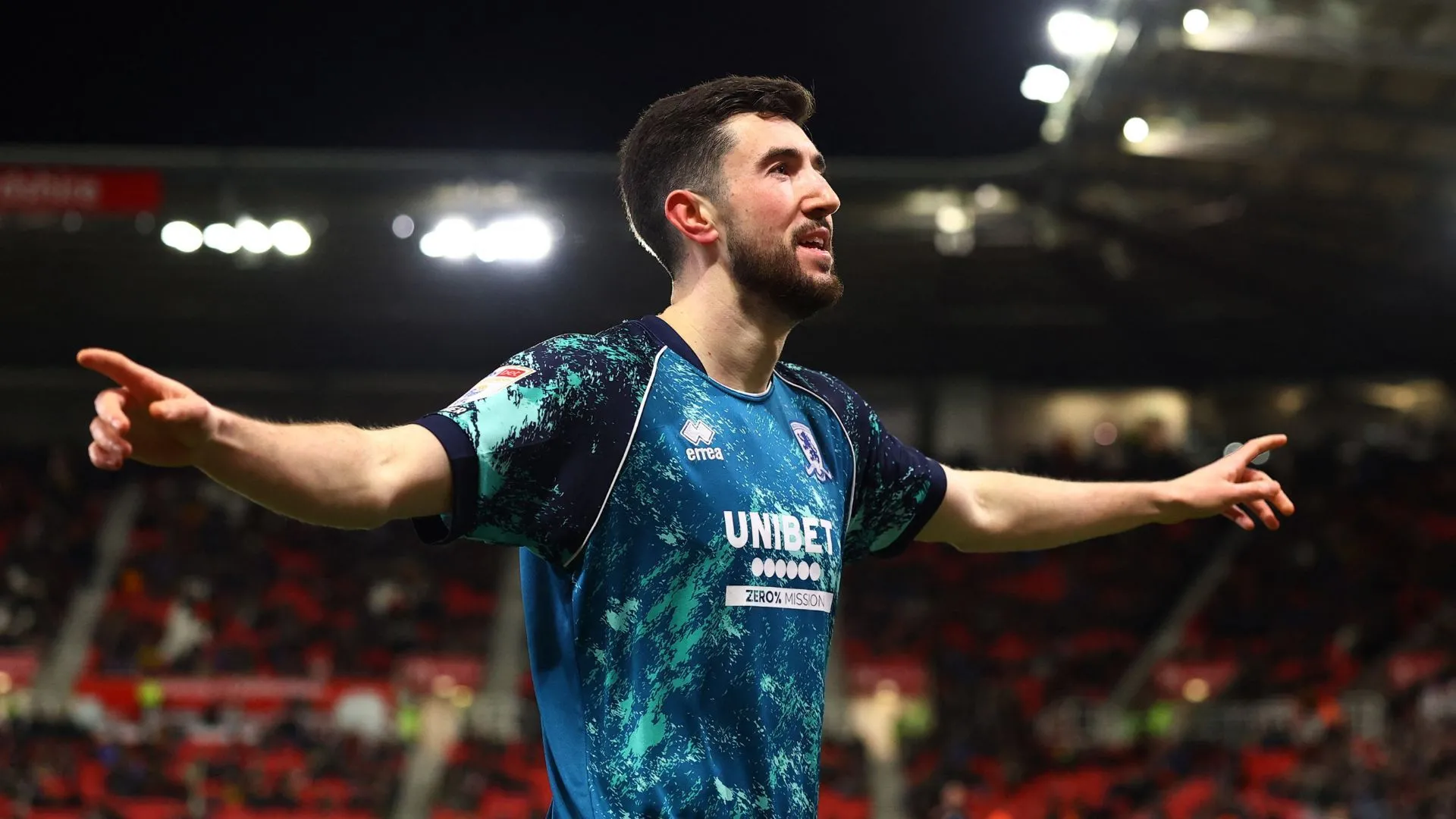 Finn Azaz ăn mừng bàn thắng, dấu ấn cuối cùng trước khi rời Middlesbrough