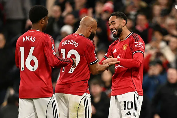 Hàng công Man Utd hồi sinh với Matheus Cunha và Bryan Mbeumo ăn mừng