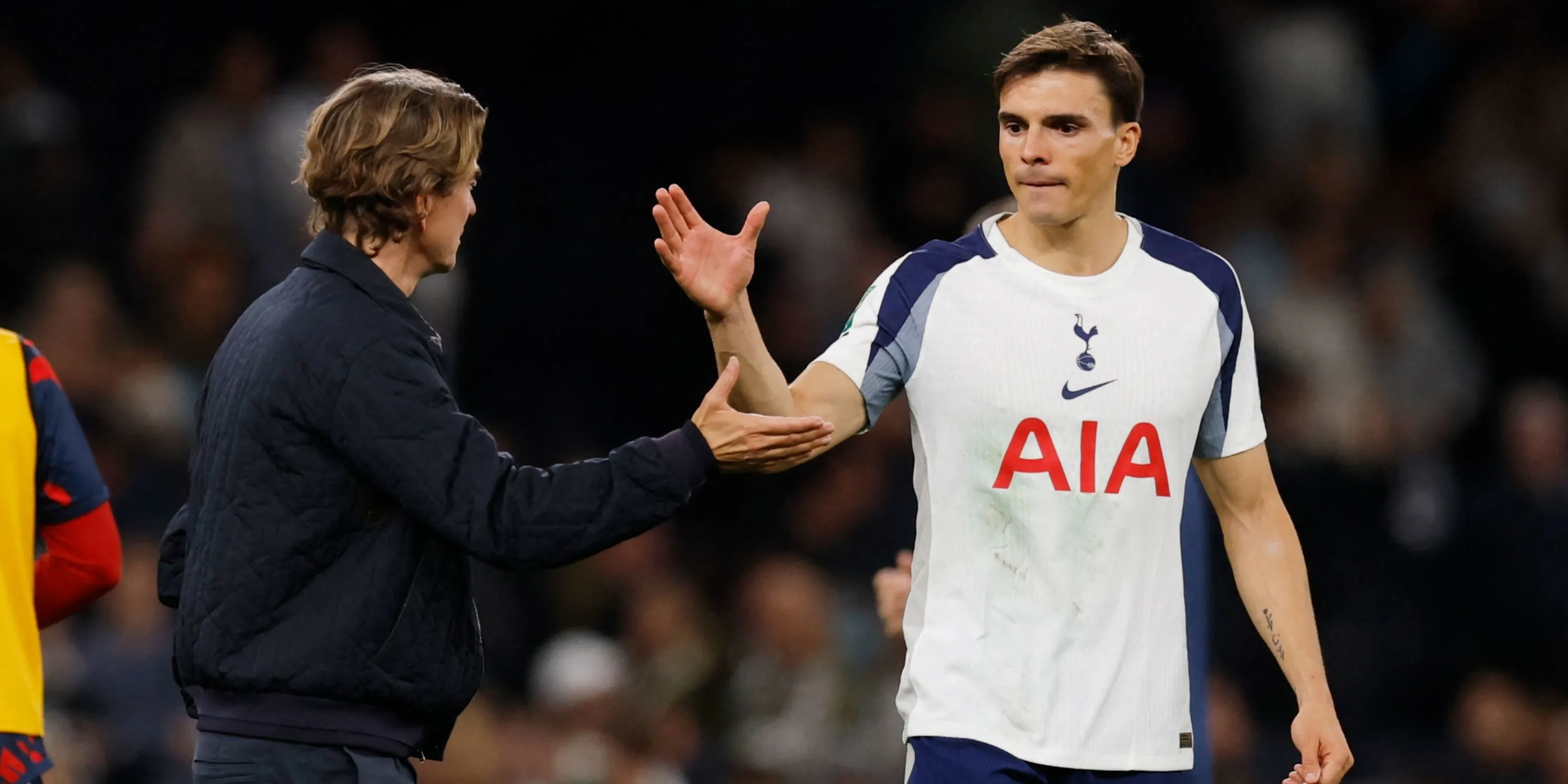 Joao Palhinha ăn mừng bàn thắng cho Tottenham, hình ảnh phong độ