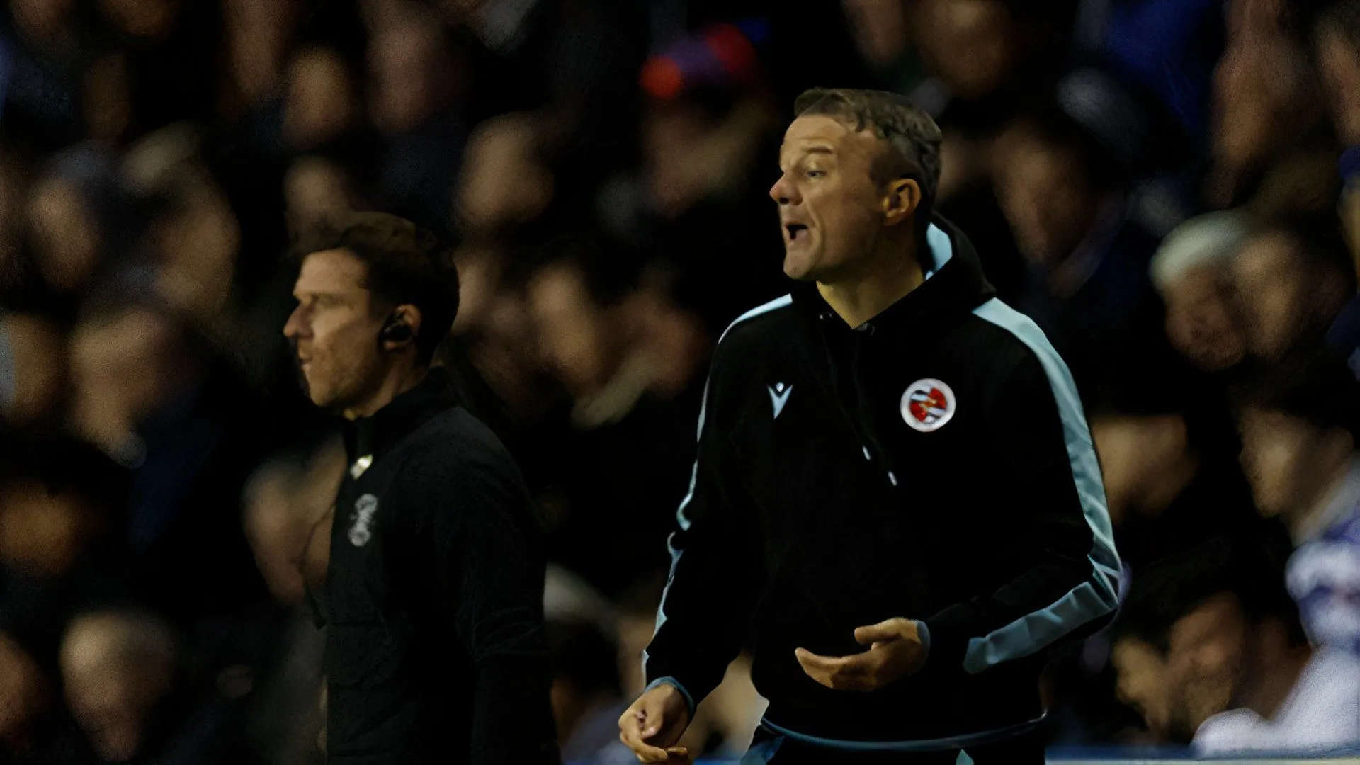 Noel Hunt, HLV Reading bị sa thải sau trận hòa 1-1 với Doncaster Rovers tại Sân Select Car Leasing