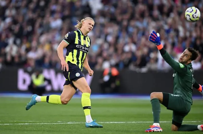 Haaland liệu có phá kỷ lục ghi bàn của Alan Shearer tại Ngoại hạng Anh